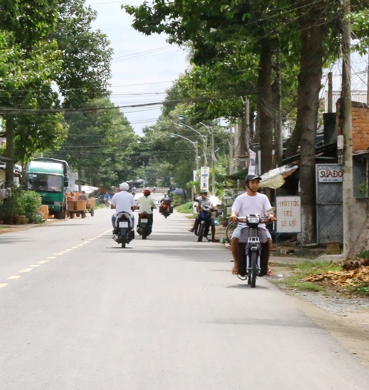 Tình trạng đi ngược chiều vẫn còn phổ biến.