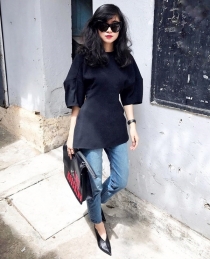 Những quý cô thời trang trổ tài mix đồ đen cực kỳ ấn tượng
