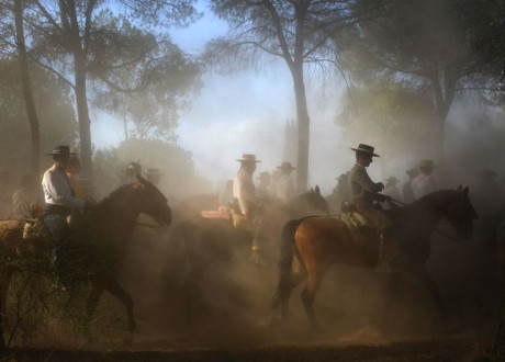 Một cuộc hành hương ở thị trấn El Rocío, Andalusia, Tây Ban Nha. (Nguồn: NatGeo)