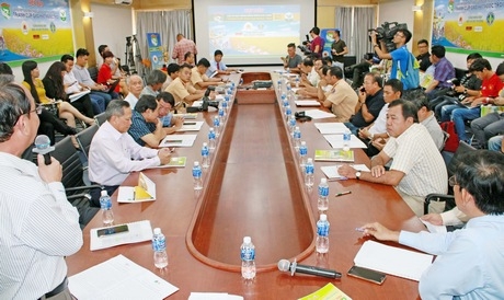 Quang cảnh buổi họp báo giới thiệu về giải.