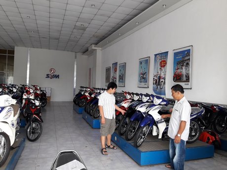  Nhiều phụ huynh cũng chọn mua xe máy 50 phân khối khi con đủ 16 tuổi.