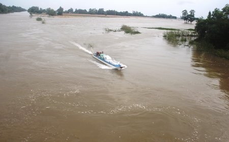 Nước là một trong những yếu tố sống còn cho sản xuất lương thực.