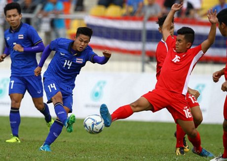 Montree Promsawat (14) là người mở tỷ số cho U22 Thái Lan trước U22 Philippines. (Ảnh: Siam Sports)