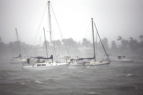 Cơn bão cấp 4 (theo thang xếp hạng của Mỹ) đã tấn công toàn bộ quần đảo Florida Keys. Ảnh: Reuters.