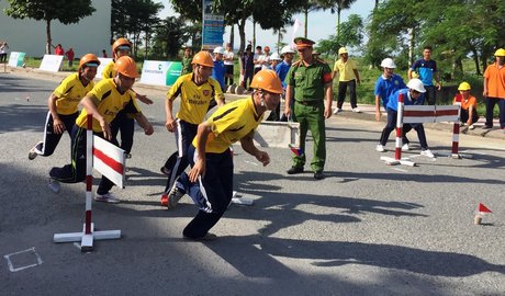 Hội thao kỹ thuật nghiệp vụ chữa cháy và cứu nạn cứu hộ  (Ảnh do Ban Quản lý Các KCN cung cấp).