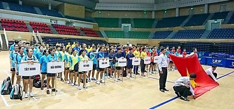  Quang cảnh khai mạc giải tại Cung Thể thao Tiên Sơn (Đà Nẵng) Ảnh: LÂM XUNG