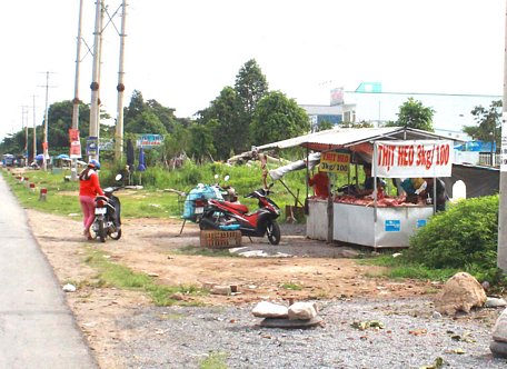 Cần siết quản lý về an toàn vệ sinh thực phẩm, niêm yết giá… ở các điểm bán thịt, tránh gây thiệt thòi cho người tiêu dùng. 