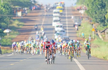 Các tay đua “Chinh phục Cao nguyên- Khám phá đại ngàn” tại mùa 2015.