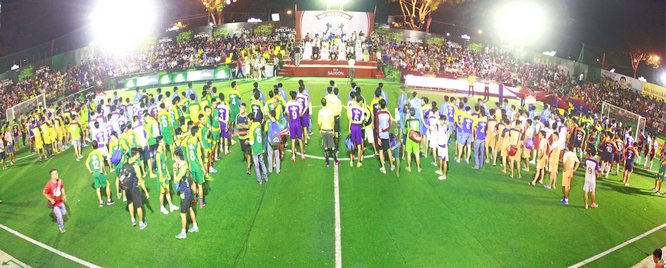 Quang cảnh lễ khai mạc giải.