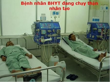 Bệnh nhân BHYT đang chạy thận nhân tạo.