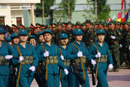 Lực lượng dân quân tự vệ có vai trò quan trọng trong nền quốc phòng toàn dân.