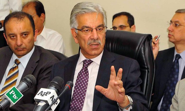 Ngoại trưởng Pakistan Khawaja Asif (Ảnh: EPA)