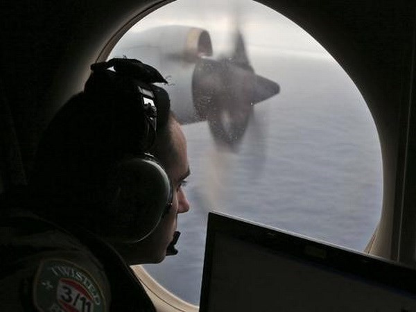 Tìm kiếm máy bay mất tích MH370. (Nguồn: CBS News)