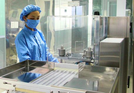 Tuy nhiên, vẫn còn khá nhiều đơn vị chưa công bố và người lao động chờ thưởng tết với tâm lý thấp thỏm. Ảnh minh họa