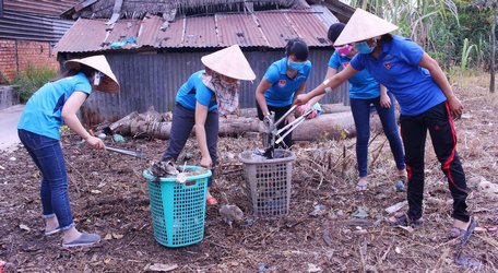 Góp phần xây dựng quê hương, thời gian qua, tuổi trẻ TX Bình Minh đã thực hiện nhiều phần việc hữu ích.