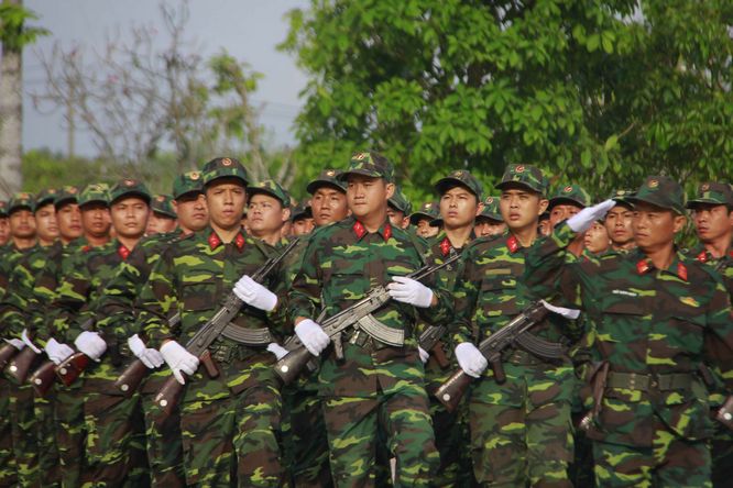 Khối hạ sĩ quan dự bị động viên với tác phong sâu sát, tinh thần trách nhiệm cao, luôn gương mẫu đi đầu trong mọi phong trào hoạt động cách mạng ở địa phương, là tấm gương sáng trong chấp hành mệnh lệnh động viên.