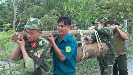 Quả bom đã được lực lượng công binh vô hiệu hóa và di chuyển đến nơi an toàn, chờ hủy nổ.