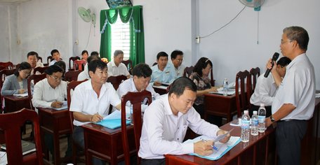 Đoàn làm việc tại Quỹ tín dụng nhân dân Bình Minh (đe ngoài hình này nhe)