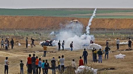 Người biểu tình Palestine ở Dải Gaza. Ảnh: AFP.