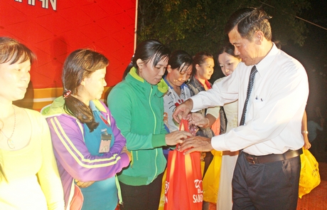 Tổ chức công đoàn luôn chăm lo cho công nhân lao động về quyền lợi, đời sống.