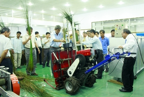 Trường ĐH cần gắn với địa phương để nghiên cứu khoa học theo “đơn đặt hàng”.