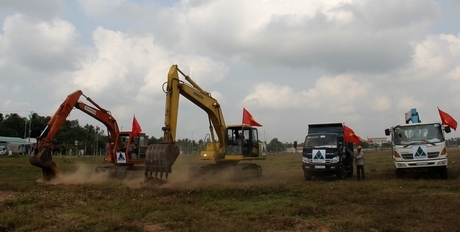 Ngày 21/4/2018, khối nhà làm việc của UBND tỉnh và các cơ quan khối tổng hợp (khối 2) đã được khởi công. Đây là công trình rất được lãnh đạo và người dân trong tỉnh mong đợi.