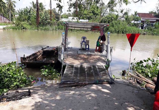 Bến đò, gần khu vực phát hiện thi thể nạn nhân. 