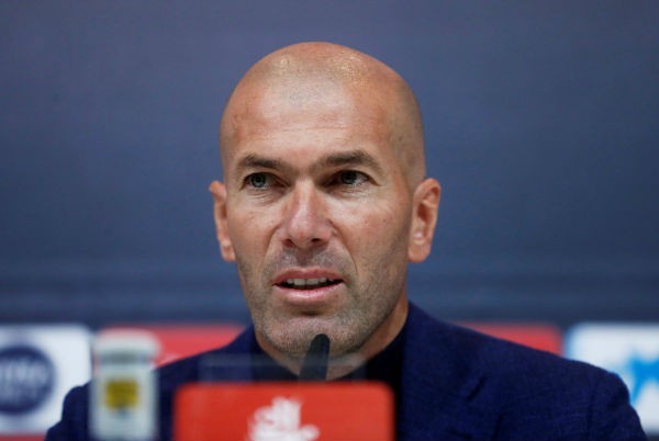 HLV Zidane từ chức HLV trưởng của Real Madrid