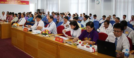  Hội thi thu hút đông đảo thí sinh và cổ động viên đến tham dự.
