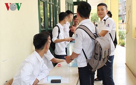 Năm nay, đề thi không chỉ có kiến thức lớp 12 mà còn có cả chương trình lớp 11