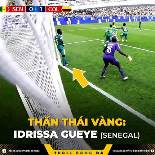 Idrissa Gueye nghĩ gì trong pha bóng này vậy?