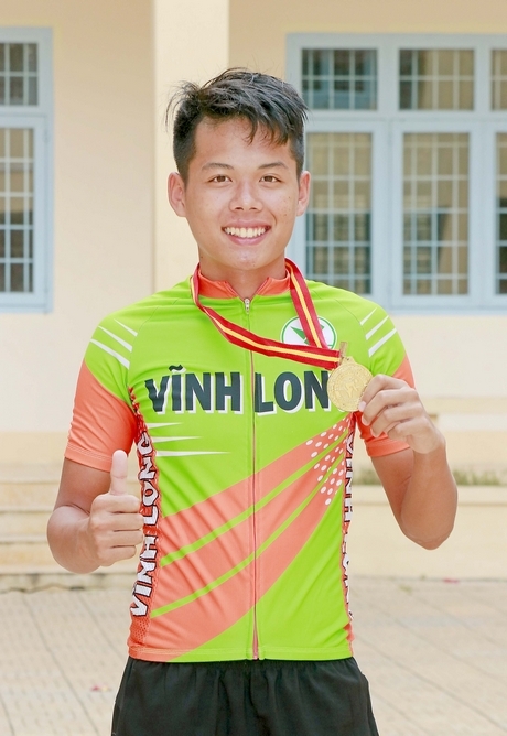 Bảo Anh- HCV cá nhân tính giờ 3km.