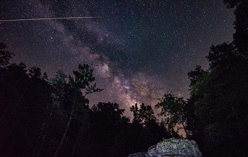 Mưa sao băng Delta Aquarids hồi tháng 7/2018