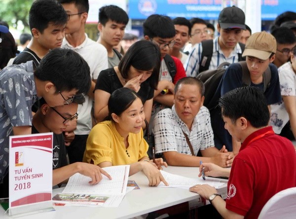 Ngày hội Tư vấn xét tuyển đại học, cao đẳng năm 2018. (Ảnh: Thanh Tùng/TTXVN)