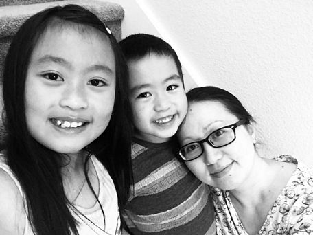 Trẻ bước vào giai đoạn tuổi teen có nhiều thay đổi mà cha mẹ cần quan tâm chia sẻ.  Ảnh minh họa
