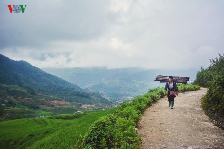 Sín Chải, Lao Chải, Sâu Chua, Tả Phìn, Bản Hồ,… là những bản làng tuyệt đẹp, không quá gần để chật ních du khách nhưng cũng không quá xa để tìm đến.