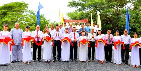 Ngày khánh thành cầu nông thôn ở xã Mỹ Hòa Hưng.