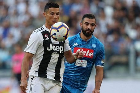 Ronaldo trong màu áo Juventus 