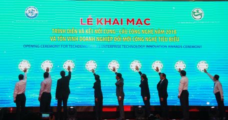 Khai mạc trình diễn và kết nối cung cầu công nghệ 2018.