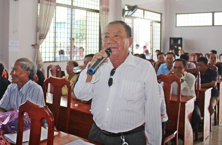 Cử tri Nguyễn Hoàng Đáng (xã Hòa Tịnh) gửi gắm nhiều ý kiến, kiến nghị đến Đoàn Đại biểu Quốc hội.