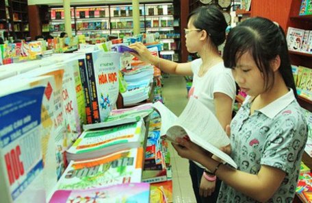 Hoạt động in SGK GDPT còn khép kín, tính cạnh tranh chưa cao, có thể dẫn đến hạn chế về chất lượng. (Ảnh: Mỹ Hà).