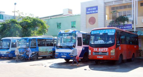 Ngành chức năng cũng đã có nhiều giải pháp nhằm “vực dậy” xe buýt.