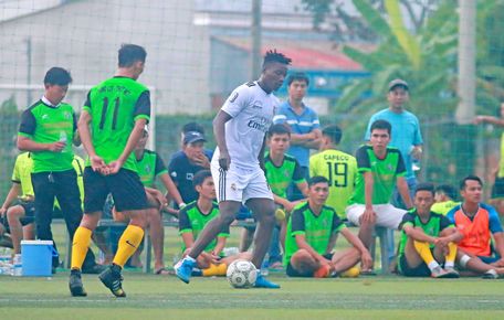 Giải Bóng đá phủi Cup SS Cần Thơ 2018, trên sân An Bình (TP Cần Thơ).
