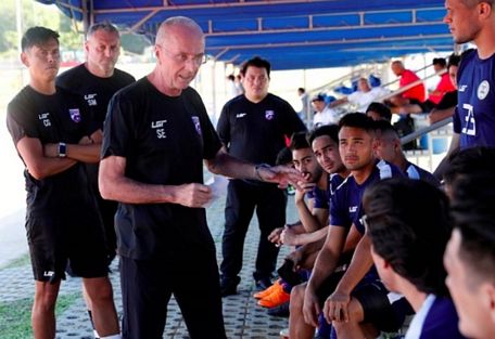  HLV Eriksson đăng ký 23 cầu thủ Philippines tham dự AFF Cup 2018 giờ chỉ còn 17 cầu thủ.
