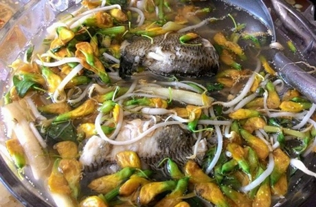 Canh điên điển nấu cá rô đồng