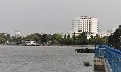 Hệ thống kết cấu hạ tầng về giao thông, thủy lợi, văn hóa- thể thao- du lịch, đô thị,… của tỉnh đều có bước phát triển. 