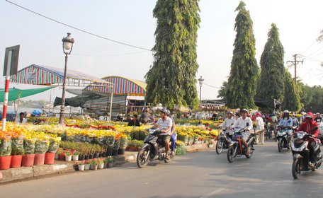 Ngành thuế hoàn thành nhiệm vụ thu năm 2018, cùng với việc đẩy mạnh thực hiện công tác cải cách hành chính góp phần phát triển kinh tế- xã hội, tạo thuận lợi cho người nộp thuế. Ảnh: TRẦN PHƯỚC