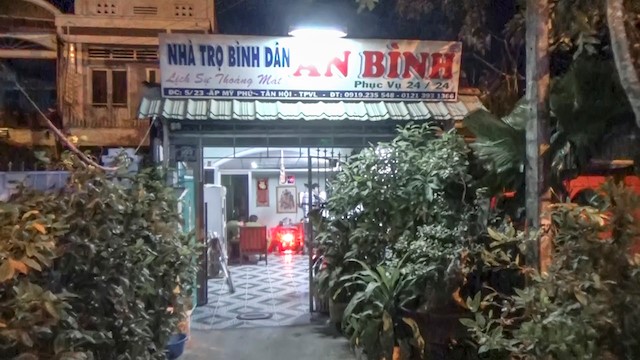 Nhà trọ nơi bắt quả tang 3 cặp nam, nữ có hành vi mua, bán dâm.