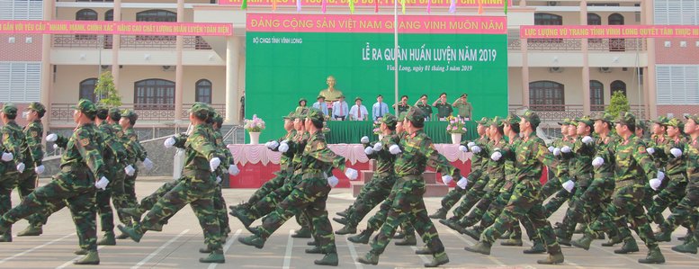 Khối sĩ quan Trường Quân sự và Trung đoàn Bộ binh 890. Những năm qua, 2 đơn vị này luôn làm tốt vai trò tham mưu cho Đảng ủy- Bộ Chỉ huy Quân sự tỉnh trong công tác tập huấn, đào tạo, bồi dưỡng kiến thức quốc phòng- an ninh cho các đối tượng và huấn luyện chiến sĩ mới đạt giỏi.