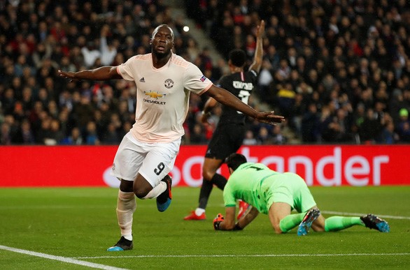 Lukaku ăn mừng bàn thắng vào lưới PSG - Ảnh: REUTERS